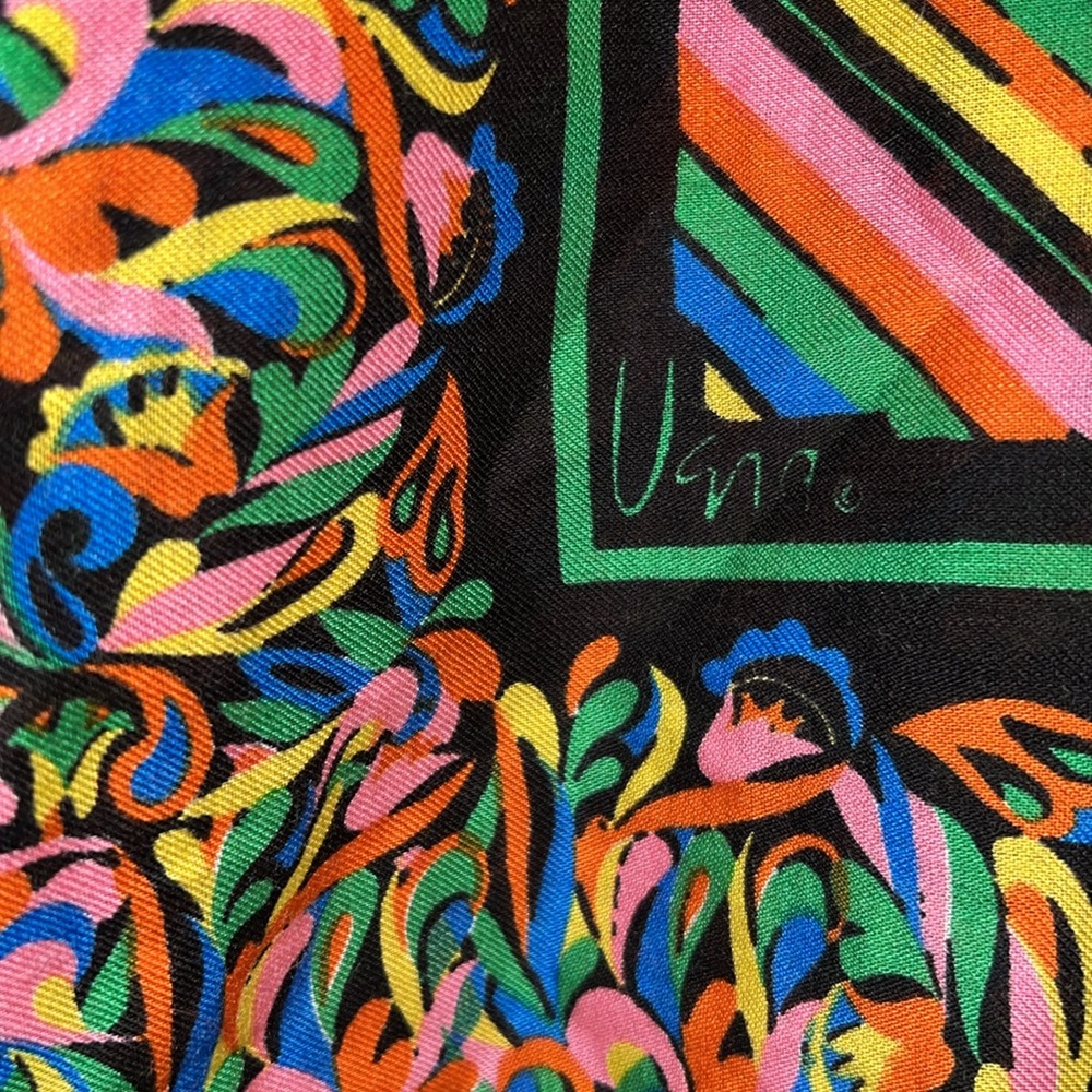 Vintage RARE oversized Vera Neumann 48” square Japan wrap scarf